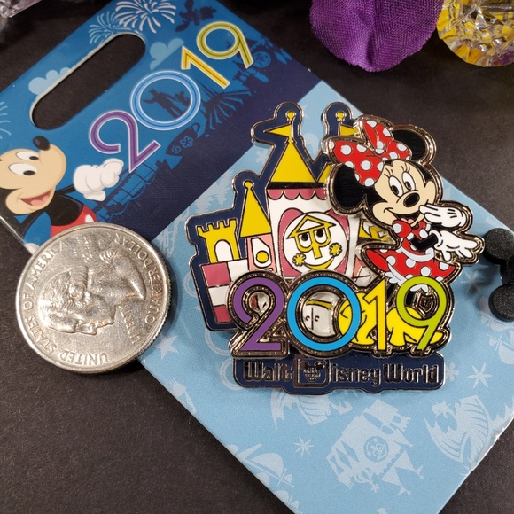 3/$48 Walt Disney World 2019 Minnie Mouse Pin, New - Picture 3 of 4